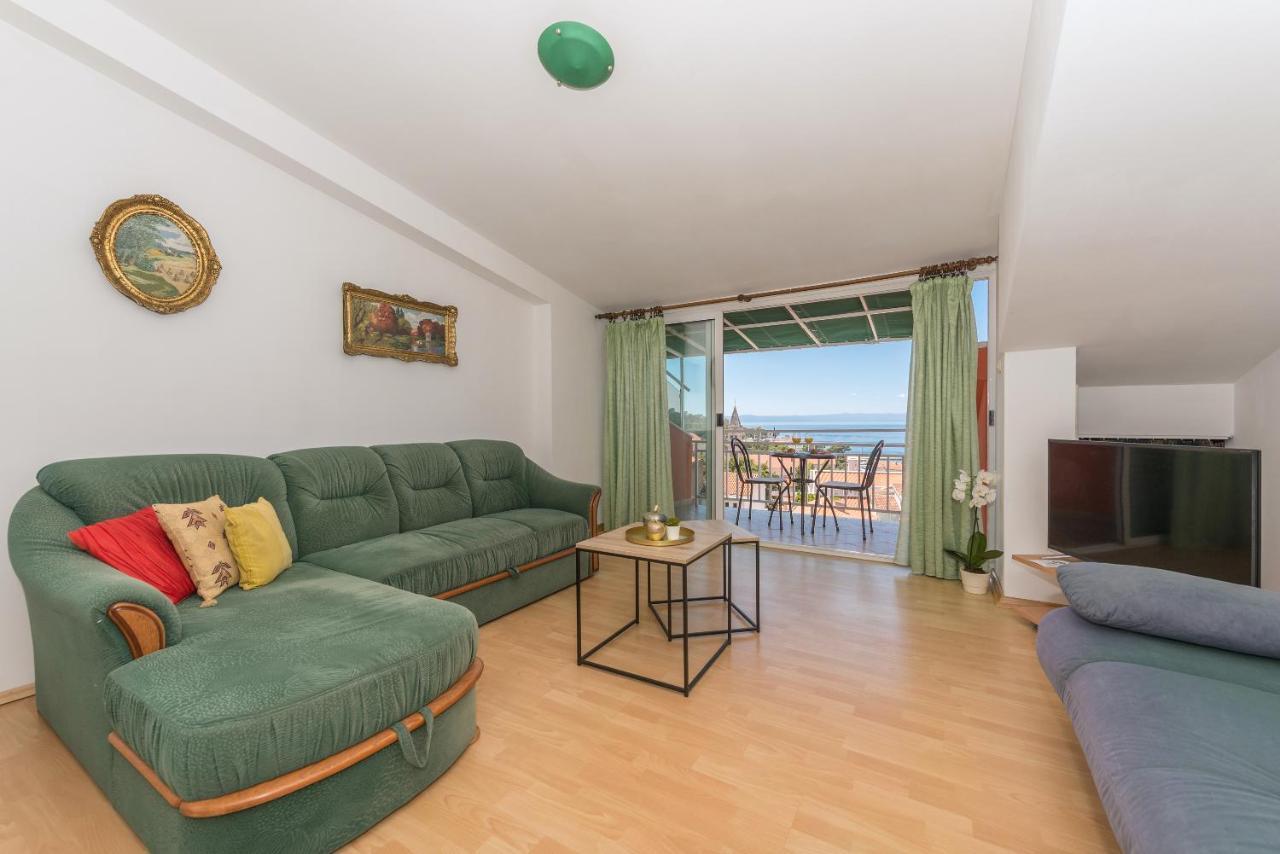 Apartments Zoka Макарска Екстериор снимка