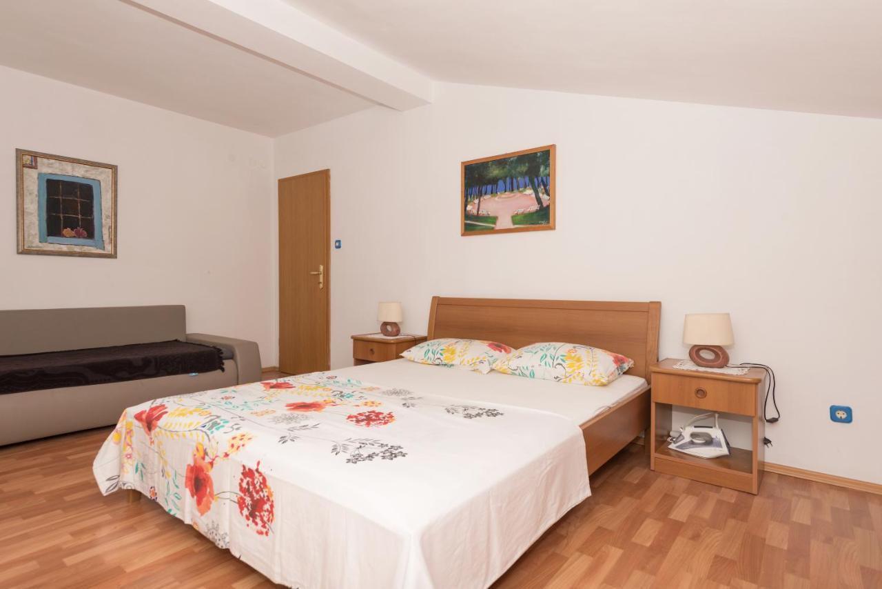 Apartments Zoka Макарска Екстериор снимка